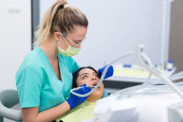 Best Emergency Dental Care for Broken or Chipped Teeth in King, WI